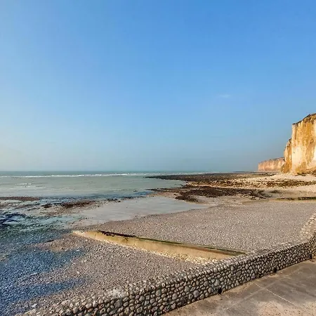 Amazing In بيت للعطل Saint-Aubin-Routot